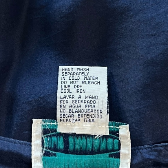 VINTAGE 90s Silk Colorblock Oversized V-Neck Short Sleeve Boxy Button Up Top M - Picture 4 of 4